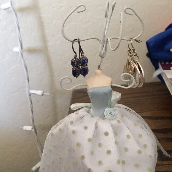 Jewelry Holder 6 inch - Picture 1 of 2